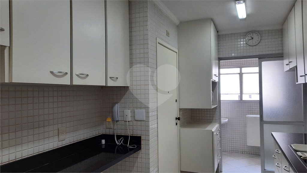 Apartamento à venda com 3 quartos, sendo 1 suíte, em Jardim Marajoara, São Paulo, SP
