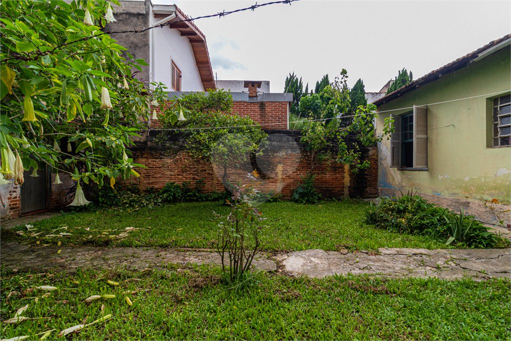 Sobrado à venda com 4 quartos, sendo 1 suíte, em Campo Belo, São Paulo, SP