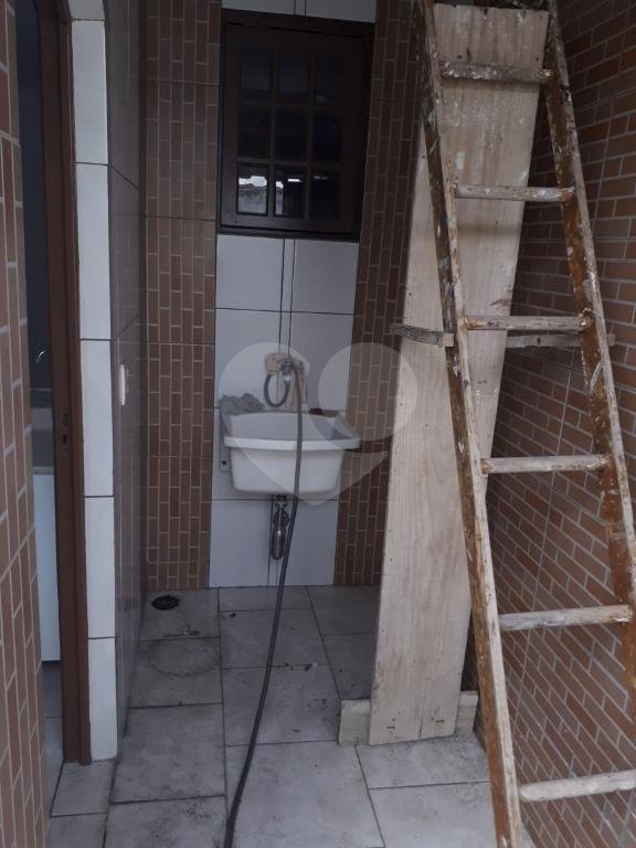 Sobrado à venda com 2 quartos em Tremembé, São Paulo, SP