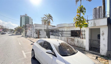 Casa para alugar com 5 quartos, sendo 2 suítes,  no Centro, Suzano, SP