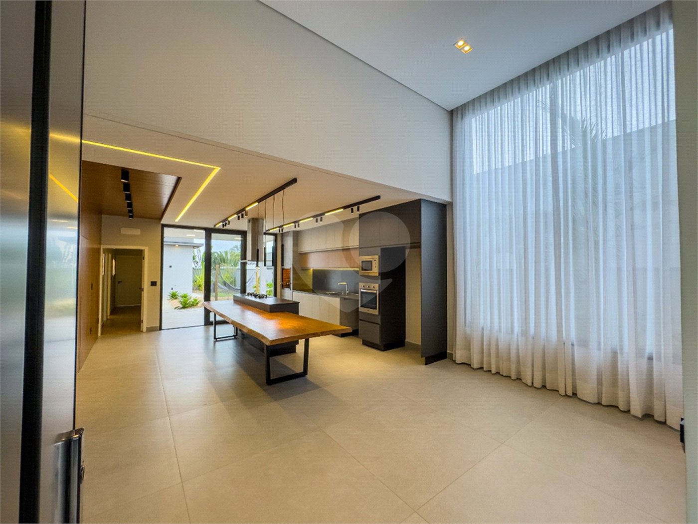 Casa à venda com 3 suítes no condomínio Residencial Helvétia Park, Indaiatuba - SP