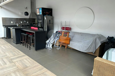 Casa à venda com 2 suítes no condomínio Residencial, Mogi das Cruzes - SP