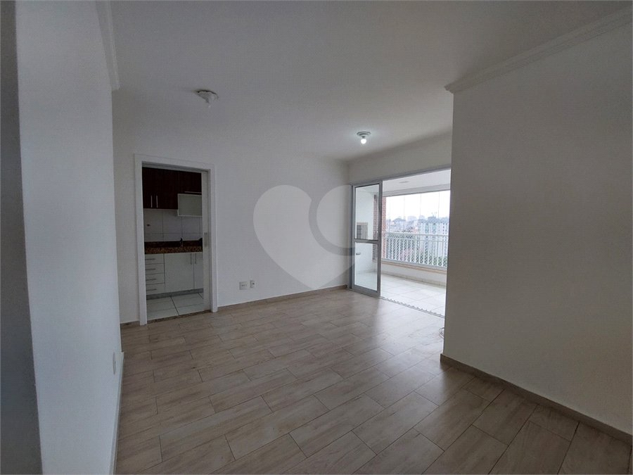 Apartamento para alugar com 2 quartos, sendo 1 suíte, em Parque São Domingos, São Paulo, SP