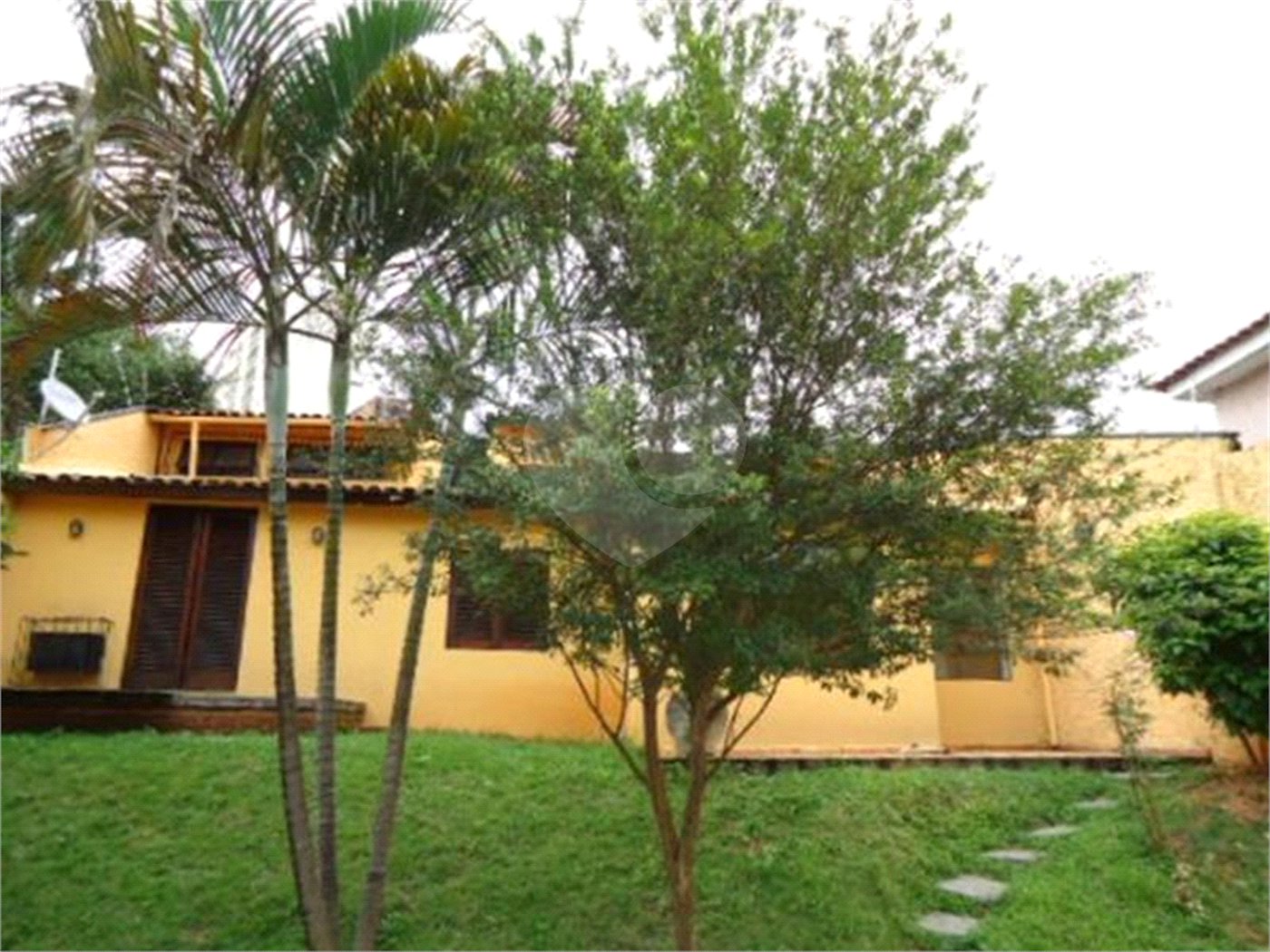 Sobrado à venda ou para alugar com 2 suítes em Paraisópolis, São Paulo, SP