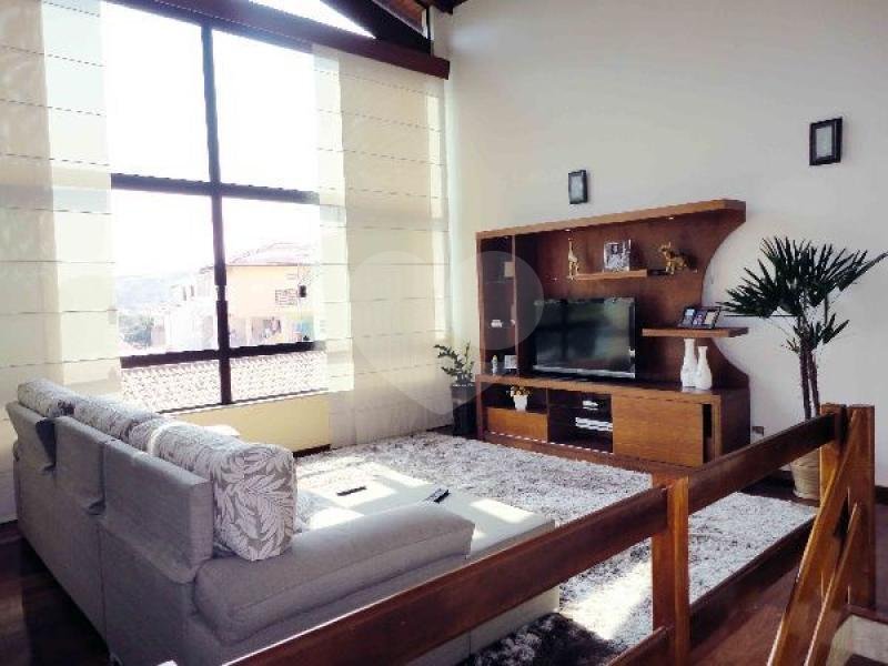 Sobrado à venda com 4 suítes em Mandaqui, São Paulo, SP