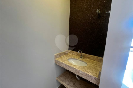 Casa à venda com 3 quartos, sendo 1 suíte, em Terras de Santo Antônio, Itapetininga, SP