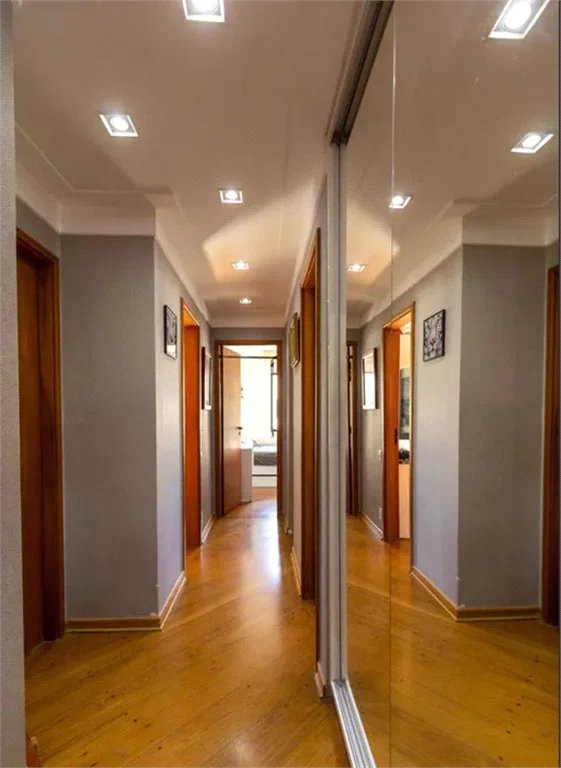 Apartamento à venda com 4 quartos, sendo 2 suítes, em Cidade São Francisco, São Paulo, SP