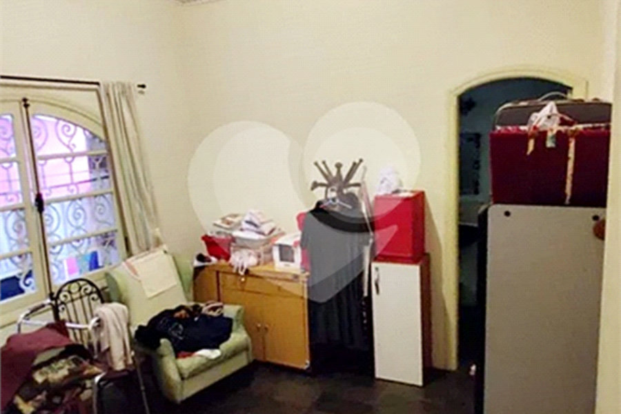 Casa à venda com 4 quartos, sendo 1 suíte, no condomínio Chacarás Bela Vista, Mairiporã - SP