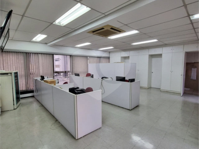 Sala à venda em Chácara Santo Antônio, São Paulo, SP
