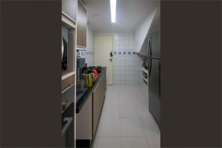 Duplex à venda com 2 suítes em Jardim Londrina, São Paulo, SP