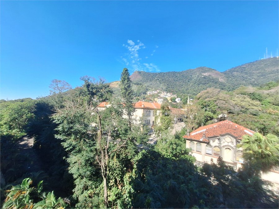 Apartamento à venda com 4 quartos, sendo 1 suíte,  em Tijuca, Rio de Janeiro, RJ