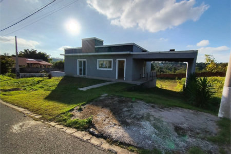 Villagio para alugar com 3 quartos, sendo 2 suítes, em Village Araçoiaba, Araçoiaba da Serra, SP