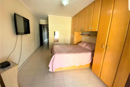 Sobrado à venda com 4 quartos, sendo 1 suíte, em Vila Mazzei, São Paulo, SP