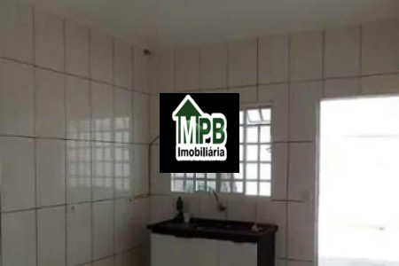 Casa à venda com 2 quartos, sendo 1 suíte, no condomínio Jardim Residencial Villa Amato, Sorocaba - SP