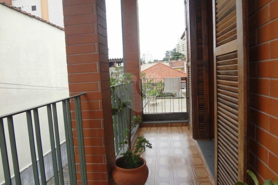 Sobrado à venda com 5 quartos, sendo 1 suíte, em Santana, São Paulo, SP