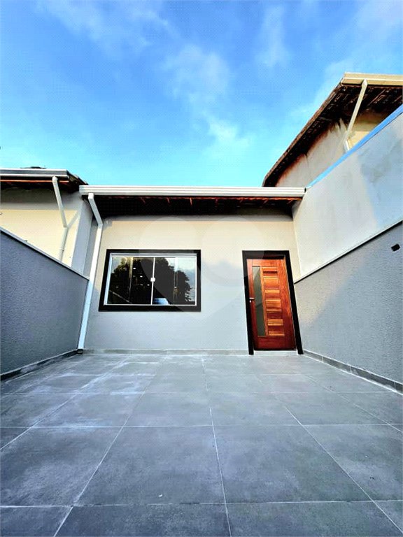 Casa à venda com 2 quartos, sendo 1 suíte, em Jardim Cambuci, Mogi das Cruzes, SP