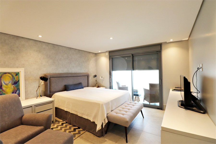 Apartamento à venda com 4 suítes em Santana, São Paulo, SP