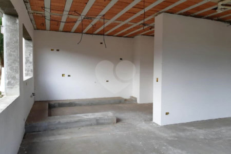 Casa à venda com 4 suítes no condomínio Residencial Cantareira, São Paulo - SP