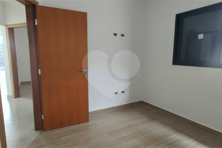 Casa Térrea à venda com 3 quartos, sendo 1 suíte,  em Nova Cerejeira, Atibaia, SP
