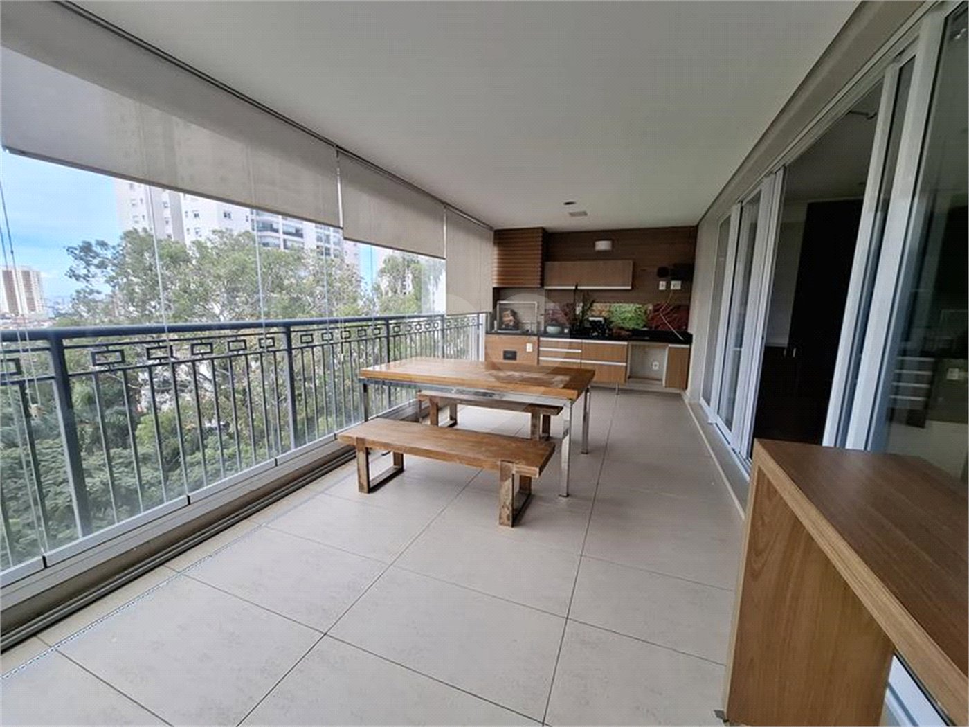 Apartamento para alugar com 3 suítes em Santana, São Paulo, SP