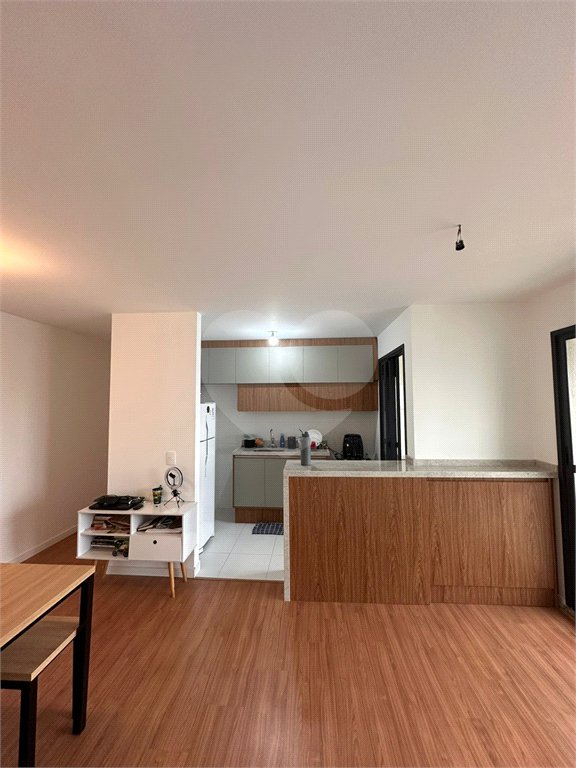 Apartamento à venda com 3 quartos, sendo 1 suíte, em Vila Anastácio, São Paulo, SP