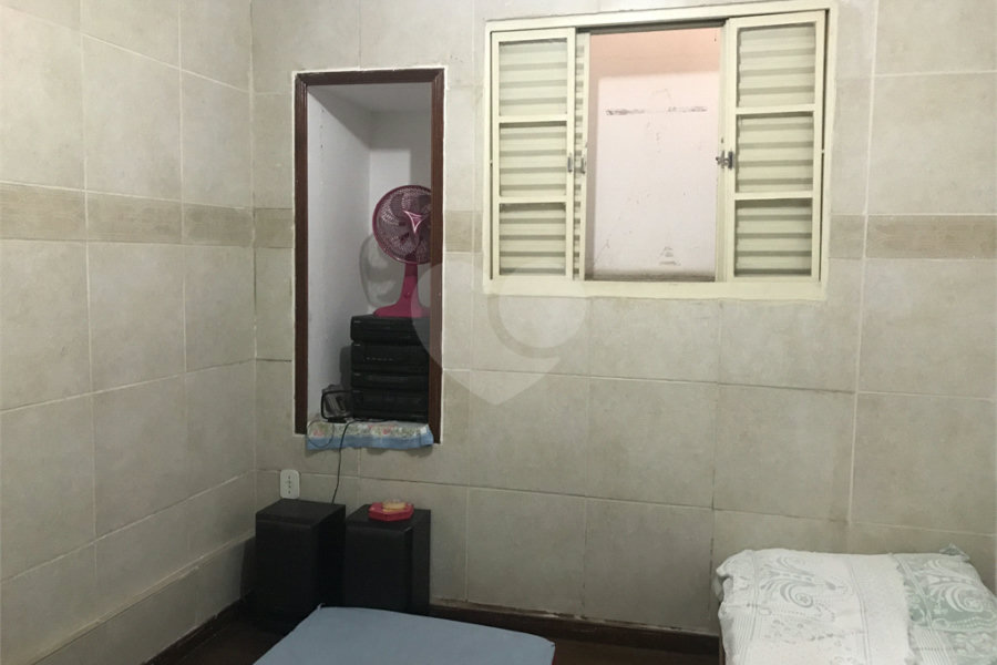 Casa à venda com 4 quartos em Parada Inglesa, São Paulo, SP