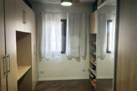 Apartamento à venda com 4 quartos, sendo 1 suíte,  em Vila Andrade, São Paulo, SP
