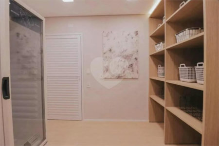 Apartamento à venda com 3 suítes em Sumarezinho, São Paulo, SP