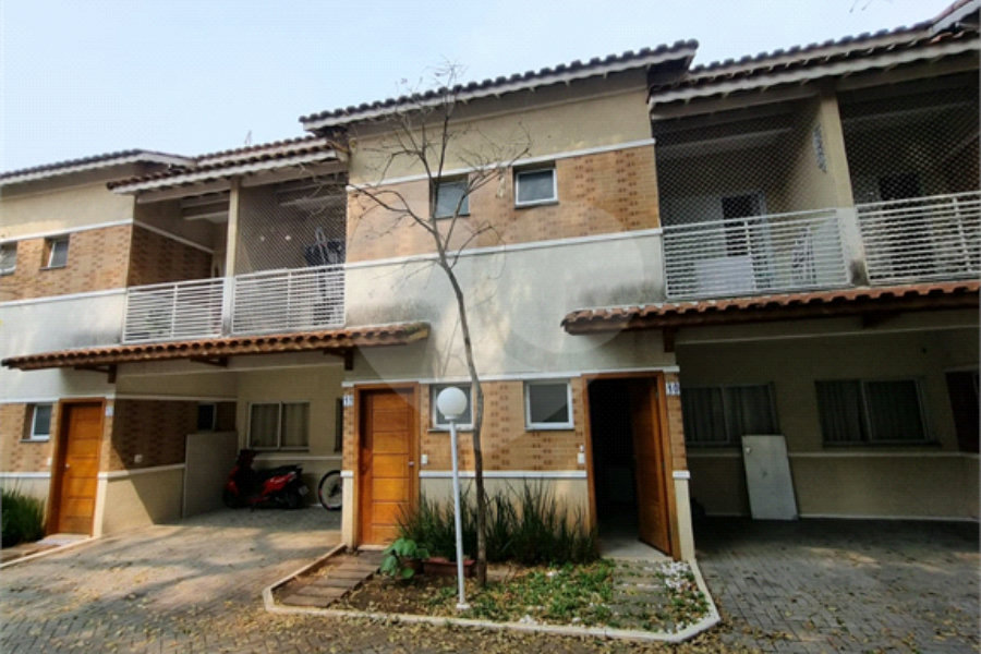 Casa à venda com 2 suítes no condomínio Reserva Jatobá, São Paulo - SP