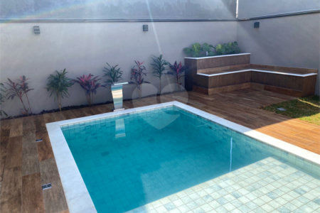 Casa à venda com 3 suítes no condomínio Terras da Estancia, Paulínia - SP
