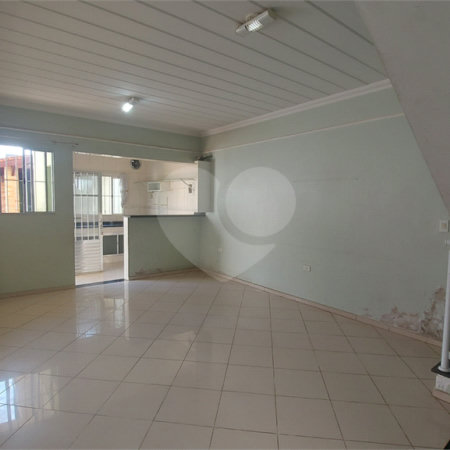 Sobrado à venda com 3 quartos, sendo 1 suíte, em Wanel Ville, Sorocaba, SP