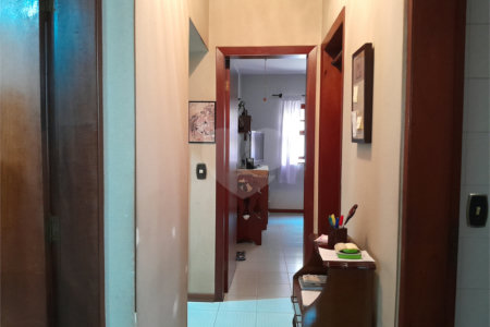 Casa Térrea à venda com 4 quartos, sendo 1 suíte, em Parque Continental, São Paulo, SP