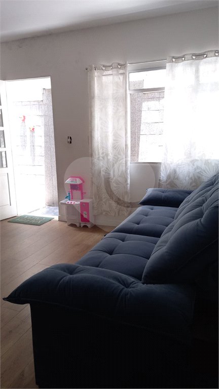 Sobrado à venda com 2 quartos, sendo 1 suíte, em Tremembé, São Paulo, SP