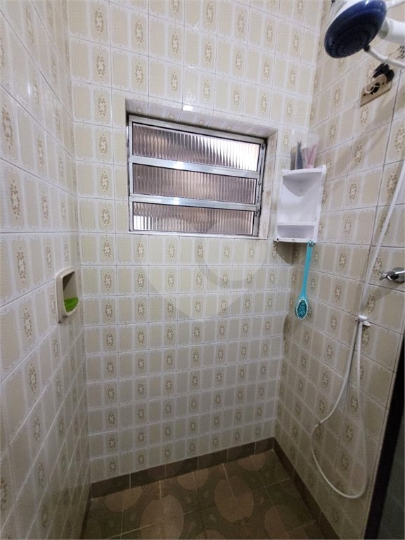 Sobrado à venda com 4 quartos em Vila Jurema, Ferraz de Vasconcelos, SP