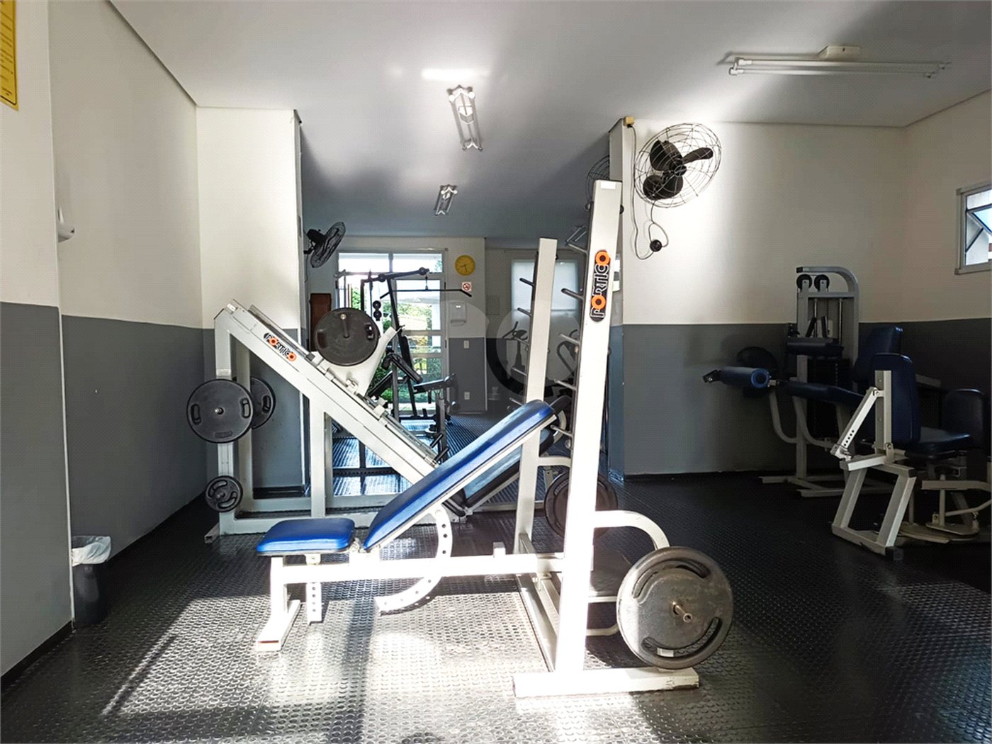 Apartamento para alugar com 2 quartos em Vila Anastácio, São Paulo, SP