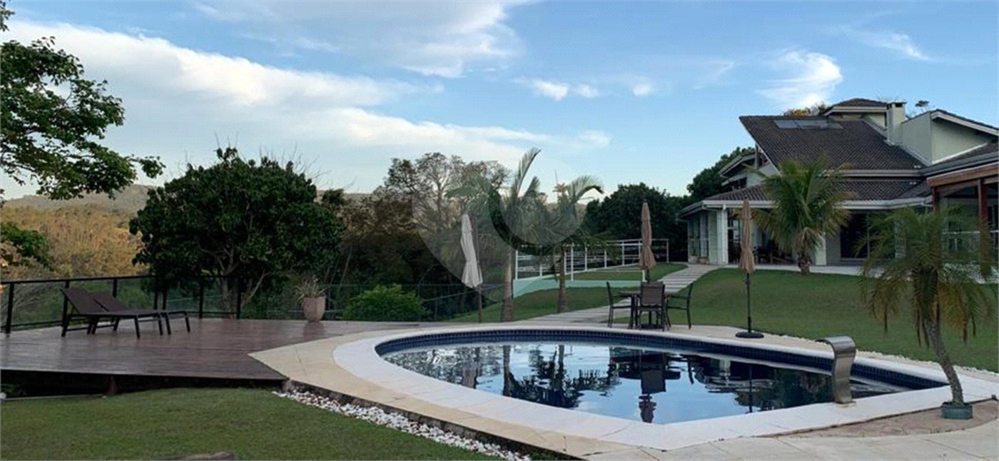 Casa à venda com 4 suítes no condomínio Campos de Mairiporã Gleba 1, Mairiporã - SP