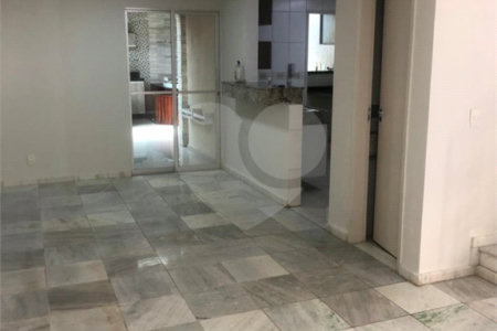 Casa à venda ou para alugar com 4 quartos, sendo 1 suíte, no condomínio Village Jardim Versailles, Jundiaí - SP