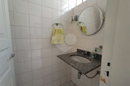 Casa à venda com 3 quartos em Água Branca, São Paulo, SP