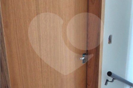 Sobrado à venda com 3 quartos, sendo 1 suíte,  em Parque Morumbi, Mogi das Cruzes, SP