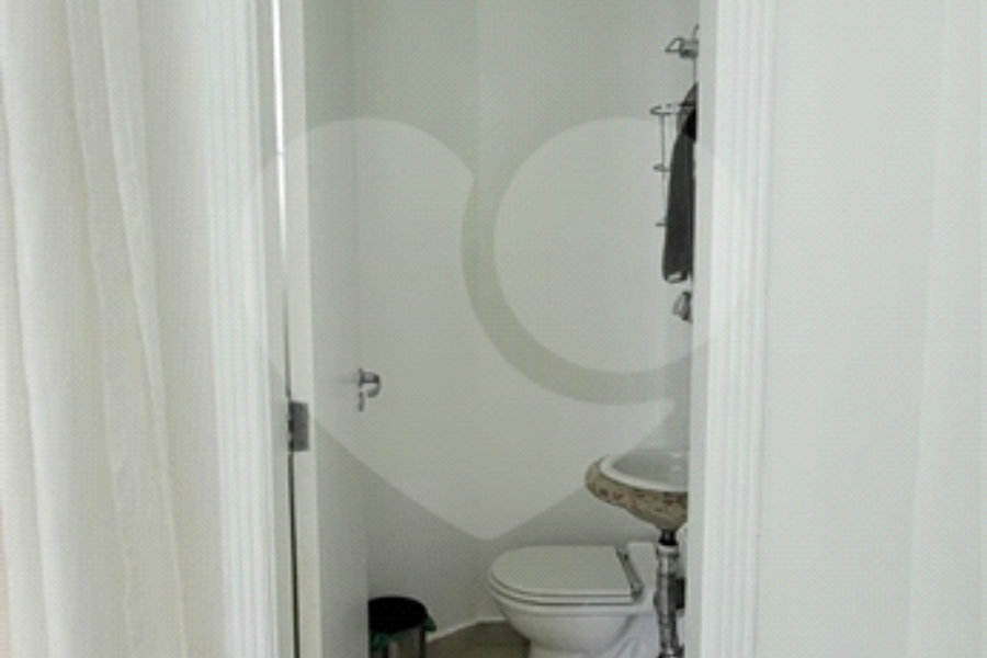 Sobrado à venda com 5 quartos, sendo 1 suíte, em Santana, São Paulo, SP