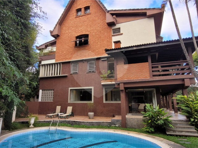 Sobrado à venda com 5 quartos, sendo 4 suítes,  em Tucuruvi, São Paulo, SP