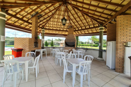 Casa à venda com 3 quartos, sendo 1 suíte, no condomínio Ibiti Royal Park, Sorocaba - SP