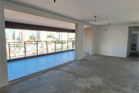 Apartamento à venda com 3 suítes em Vila Romana, São Paulo, SP