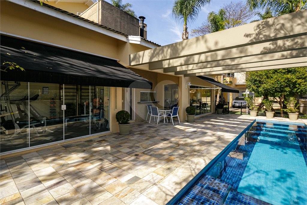 Casa à venda com 3 suítes no condomínio Villaggio Belvedere, São Paulo - SP