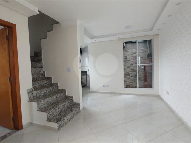 Casa à venda com 2 suítes no condomínio Residencial Pitangueiras, São Paulo - SP