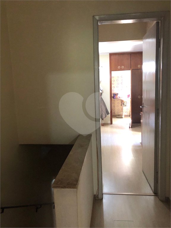Sobrado à venda com 5 quartos, sendo 1 suíte,  em Jardim São Bento, São Paulo, SP
