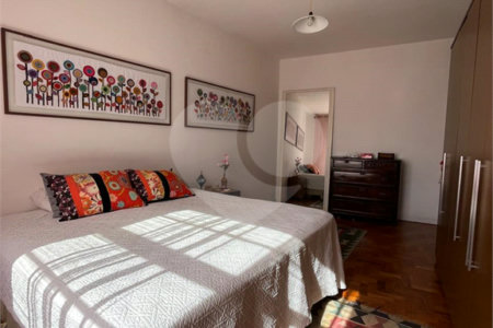 Casa à venda ou para alugar com 4 quartos, sendo 1 suíte, em Vila Monumento, São Paulo, SP