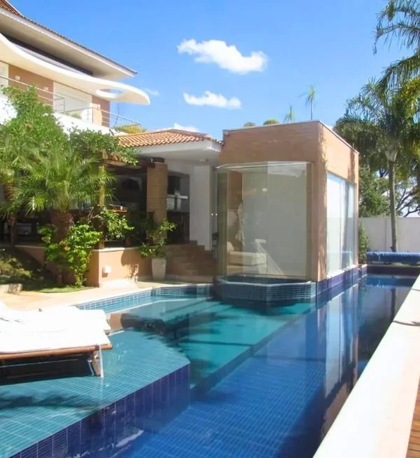 Alto Padrão - Casas em Condomínio