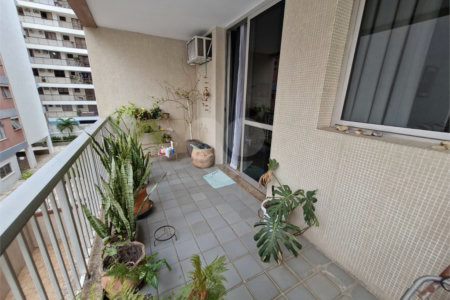Apartamento à venda com 4 quartos, sendo 2 suítes,  em Tijuca, Rio de Janeiro, RJ
