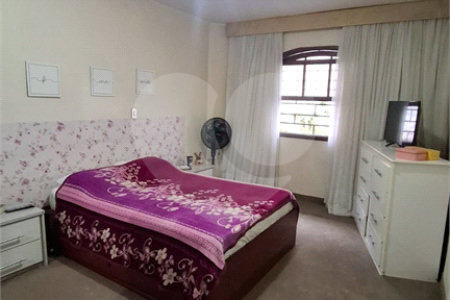 Sobrado à venda com 3 quartos, sendo 1 suíte,  em Jardim São Paulo(zona Norte), São Paulo, SP